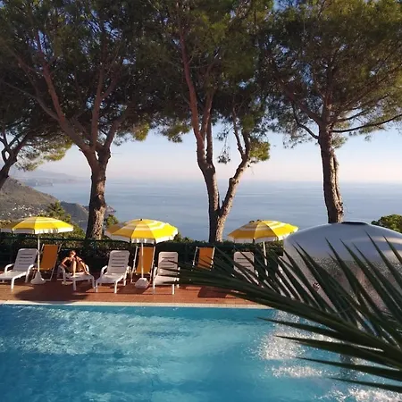 Club Pianeta * Maratea